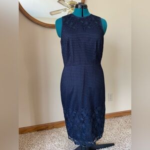 Ann Taylor Navy Size 8 Lace Lined Pencil Dress, high neck, zipper closure